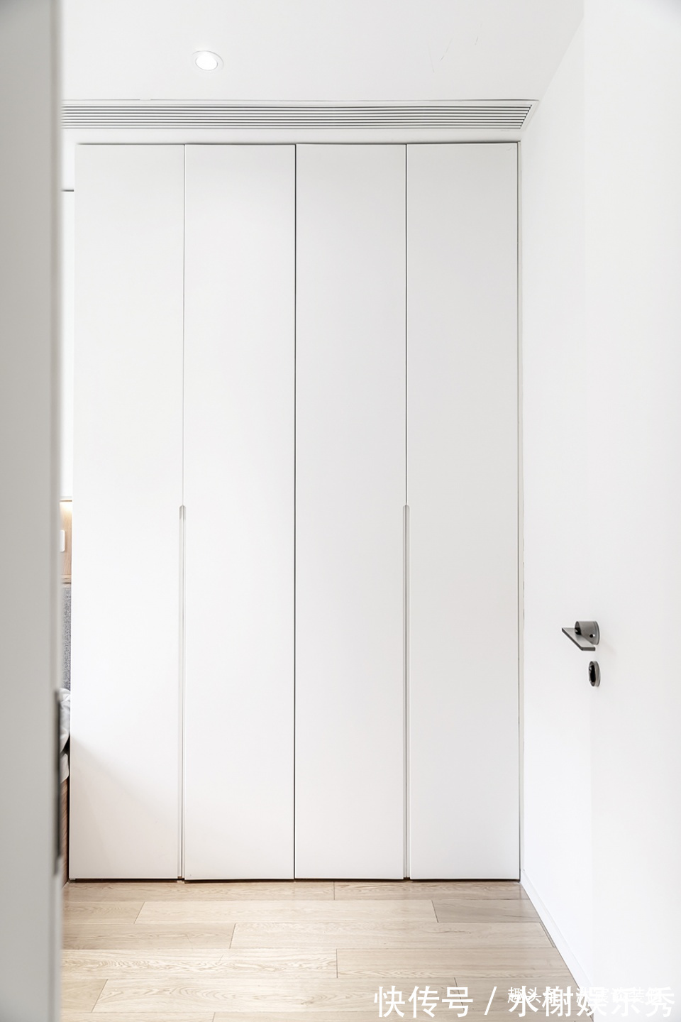 温馨|她买下59㎡小宅,半平米都不浪费,挤出三室,装修后室内温馨大方