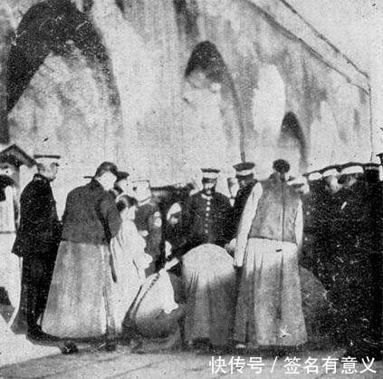 真实|1924年末代皇帝溥仪被逐出紫禁城时的真实场景,床榻凌乱不堪