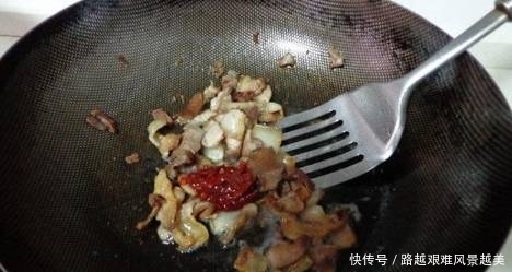 简单|农家小炒肉，简单好吃，用不了五分钟做好，进来看看吧！