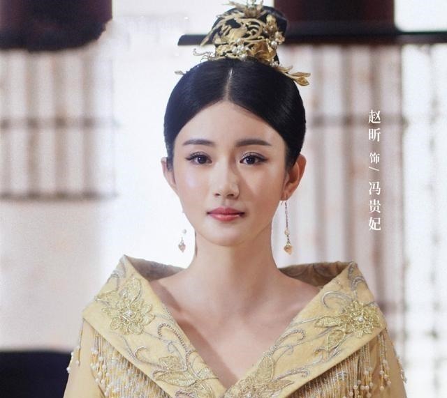 今夕何夕@孙怡金瀚《今夕何夕》开播,古装穿越言情全有了,为何就是不好看