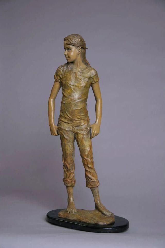 vega@被公认最具大师潜质的美女雕塑家,人体作品生动又别出心裁!