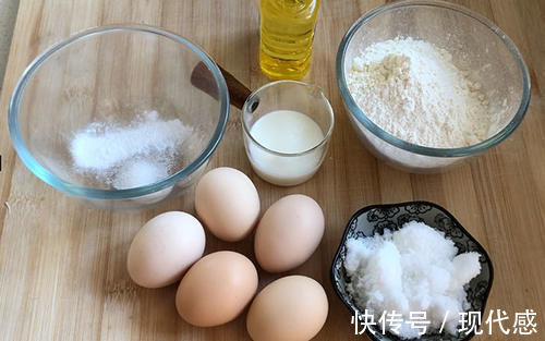 可可粉|普通蛋糕华丽变身莱明顿蛋糕，原来这么简单，高端大气，绵软细腻