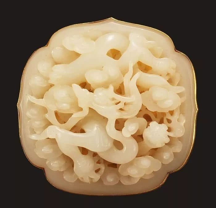 龙纹|云龙纹金镶玉带板,比“爱马仕”腰带更难拥有的限量品