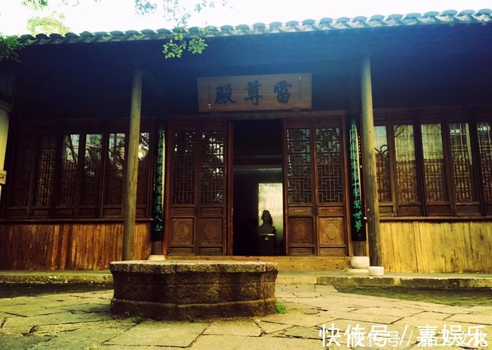 华清@历史上真实的瞎子阿炳:撕开艺术的表象,藏着浪荡子悲哀的一生