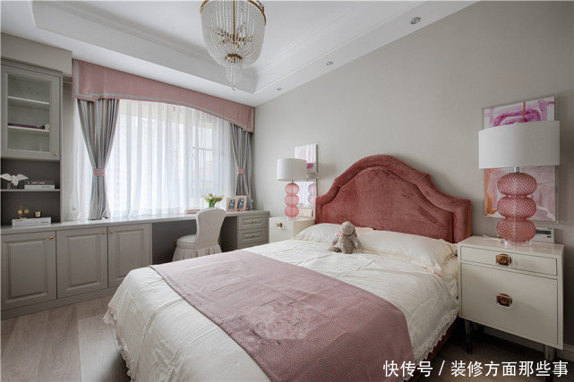 三居室|148平美式三居室,暖色相融,让你好好享受在客厅的温馨时光