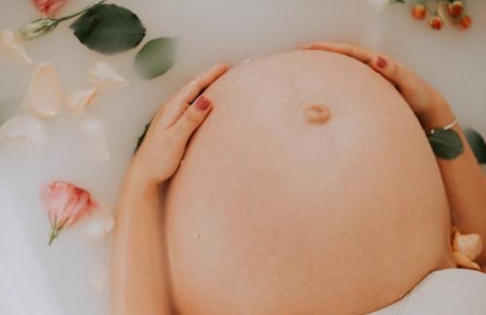 孕晚期出现这几种征兆,说明快要生了,孕妈尽早准备吧