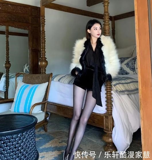 圣诞大战|她因坐詹姆斯身边爆红,模特身材明星颜值,脱下口罩美艳