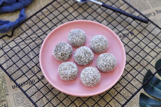 糯米球|穷人的“阿胶”,每周坚持吃2次,补气血脸色好,50岁都不显老