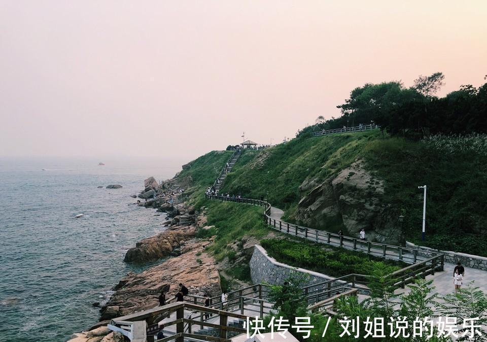 海岸线|青岛冷门大浴场，避免人山人海“下饺子式”游玩，人少景还美