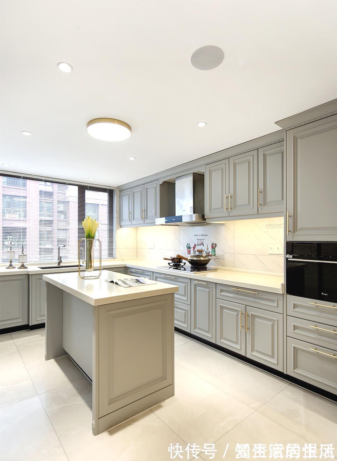 天花板|砸40万装修130㎡新房,中岛台设计是亮点,最爱三段式卫生间