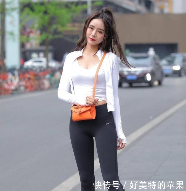 瑜珈裤 黑白分明是一种时尚,让“瑜伽裤”成为重点,展现潮流新趋势!