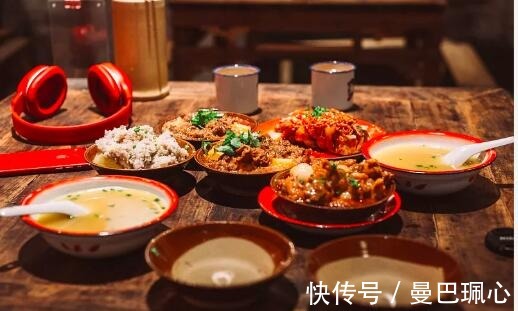 保健品|60岁以上的老年人,睡觉前不要做这四件事,不利于身体健康