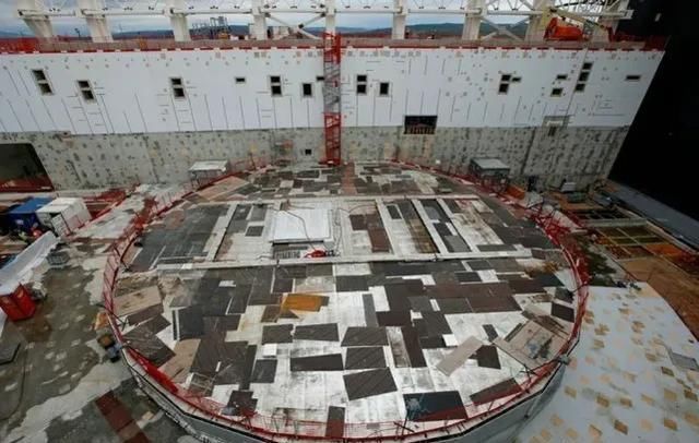 堪称人造太阳全球最大核反应堆开始组装,加热温度高达一个多亿