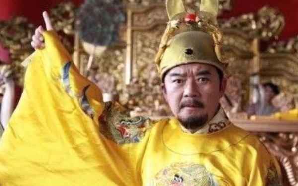 造反|朱元璋每次杀好几万官员,被称为“暴君”,为何没有人会造反?