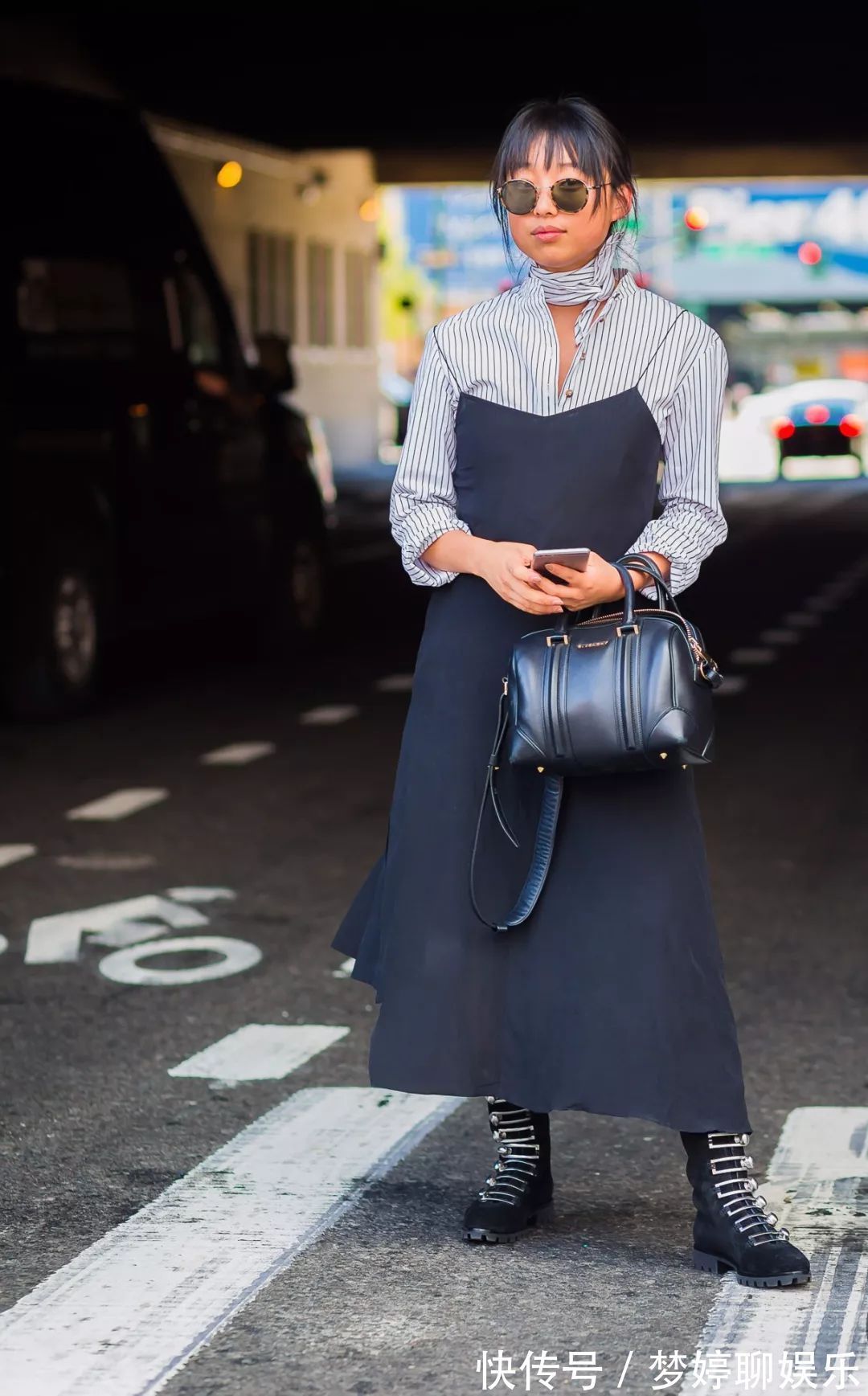 百褶裙|穿来穿去,还是衬衫+裙子最百搭时髦,一年四季都能让你美上天
