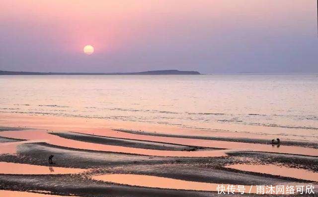 穿过|穿过风沙,提剑的中年人破不开《道德经》没关系,可以这样学老子