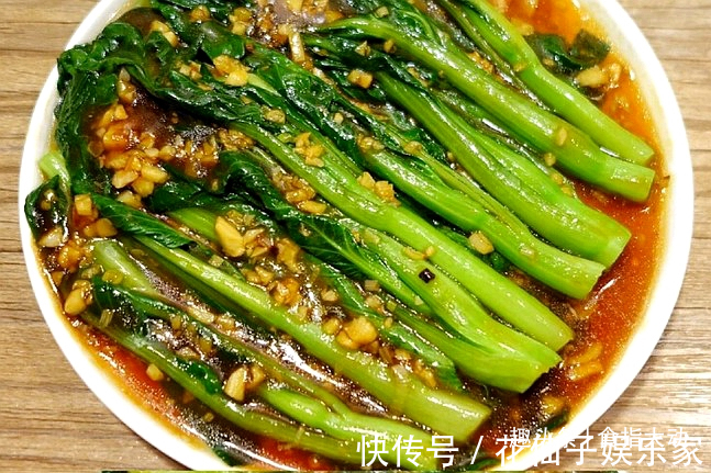 鸭胗|端上桌争相伸筷的除夕年夜饭,好吃好做真解馋,家人吃得不亦乐乎