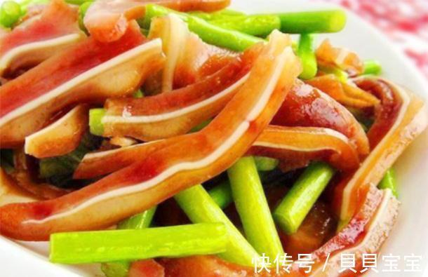 热水泡脚|最近持续最低温度0度很多人感冒发烧,多吃杀菌菜,预防感冒