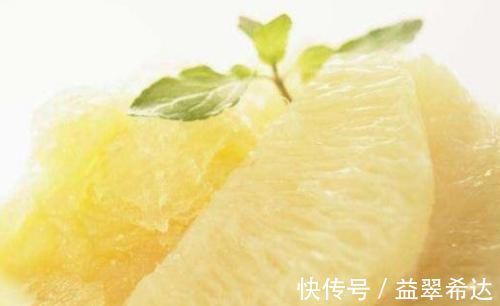 胡萝卜素|柚子是红心的有营养,还是白心的有营养?专家告诉你答案!