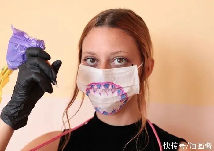 古怪|不会画画的纹身师,纹出歪扭的小纹身,生涩俏皮让人忍俊不禁