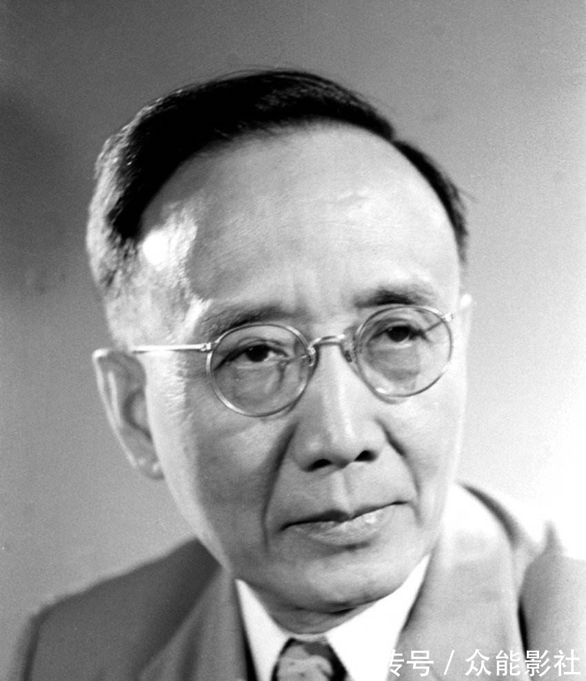 张琼华$婚后5天,丈夫便出国留学,多年后,丈夫见她时已有8子3女