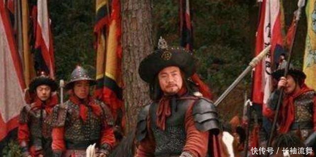 写下|小吏偷了一钱县令大怒 小吏 你能杀了我 县令写下16字 小吏被斩!