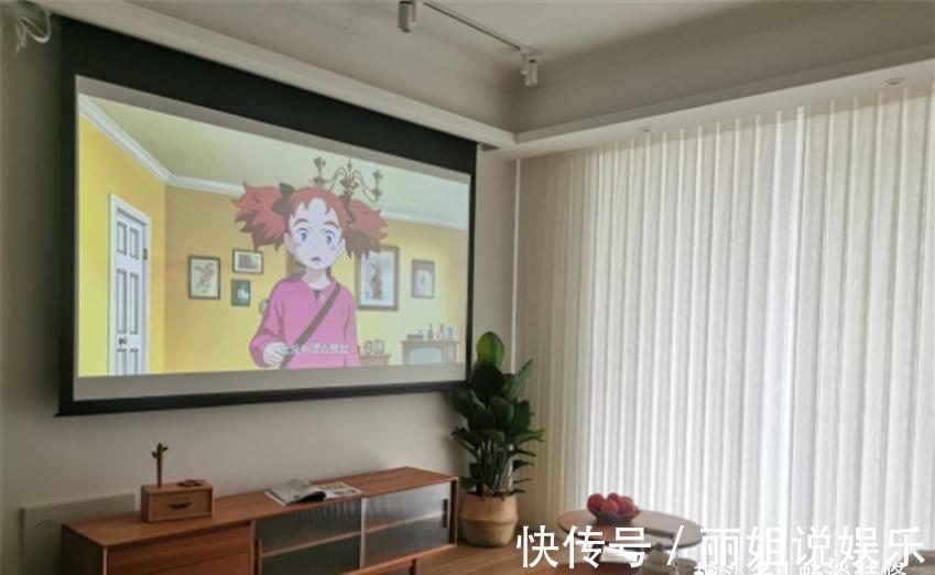 客厅式|房屋装修,为什么不听父母劝坚持“6不装”?答案:住着舒服