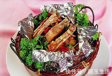 火锅底料|美食推荐:羊城纸包骨、老水滑肉、一锅两吃香辣虾制作方法