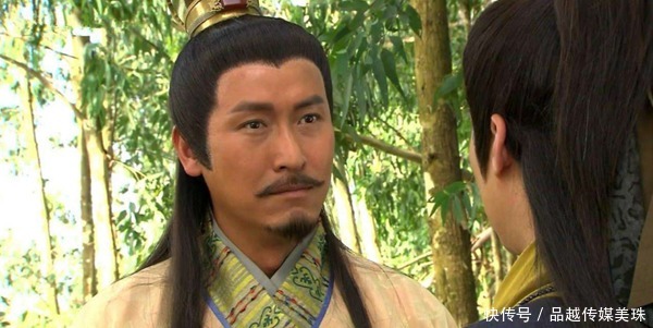 不知|朱棣篡权,逼宫时却被一小官拦住,不知说了什么,小官成四朝宰相