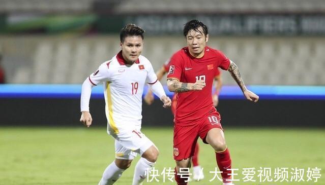 球衣|国足新10号成调侃对象,本人压力很大,未来仍是国足核心
