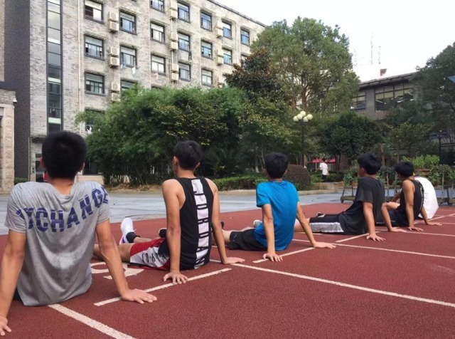 长高|14岁男孩178cm,儿科医生长高的青春期时期,妈妈4点做得对