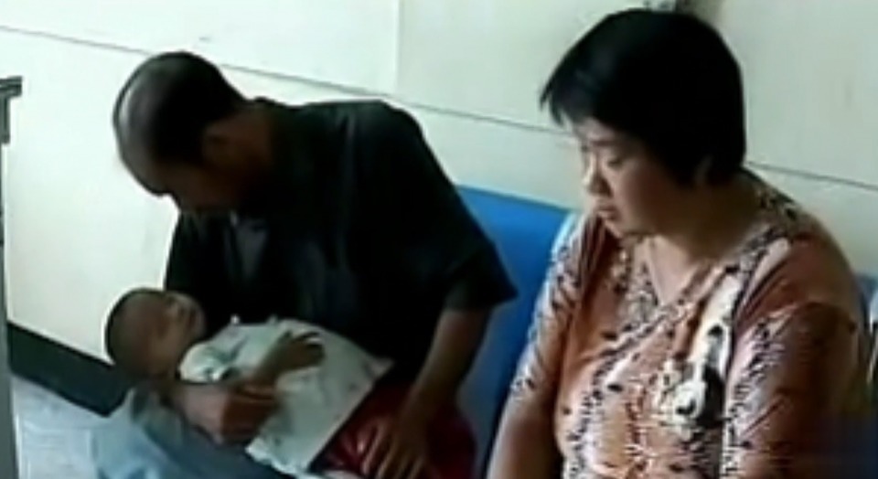 肚子|一岁半女婴意外“怀孕”,体内被查出死胎,手术途中吓坏医生