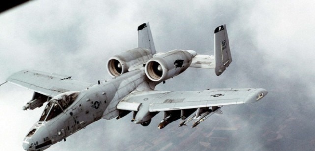 攻击机|美国空军终于决定，“疣猪”推迟20年退役，作用无可替代