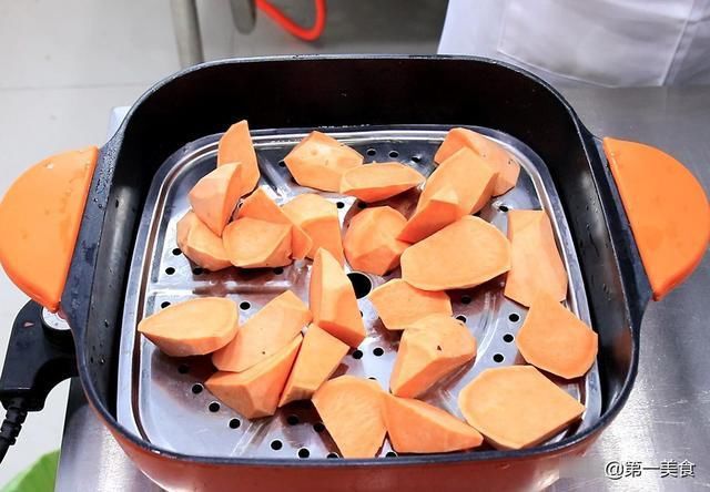 面粉|一个红薯，一碗面粉，教你做红薯饼，金黄松软，轻松解决全家早餐