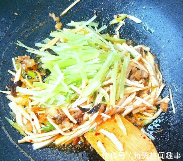 家常版鱼香肉丝,超级下饭菜!