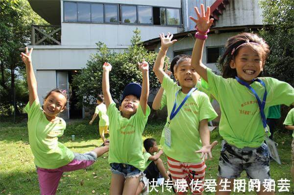 消化|7岁女童2年没长个,只因常吃2种饭,儿科医生别再给孩子喂了