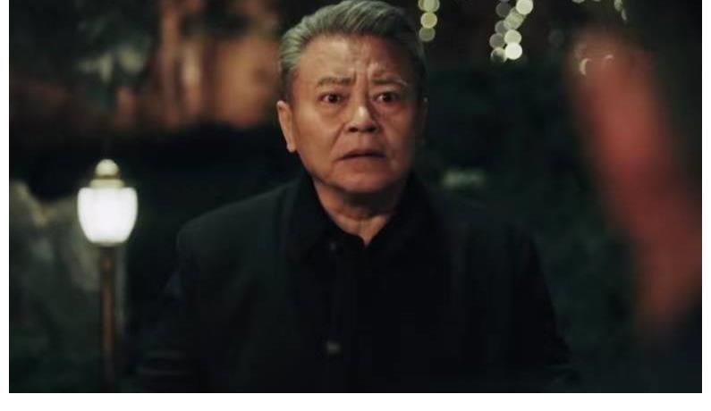 刘之冰|《扫黑风暴》热播 赵小锐实力演绎“贪婪村官”