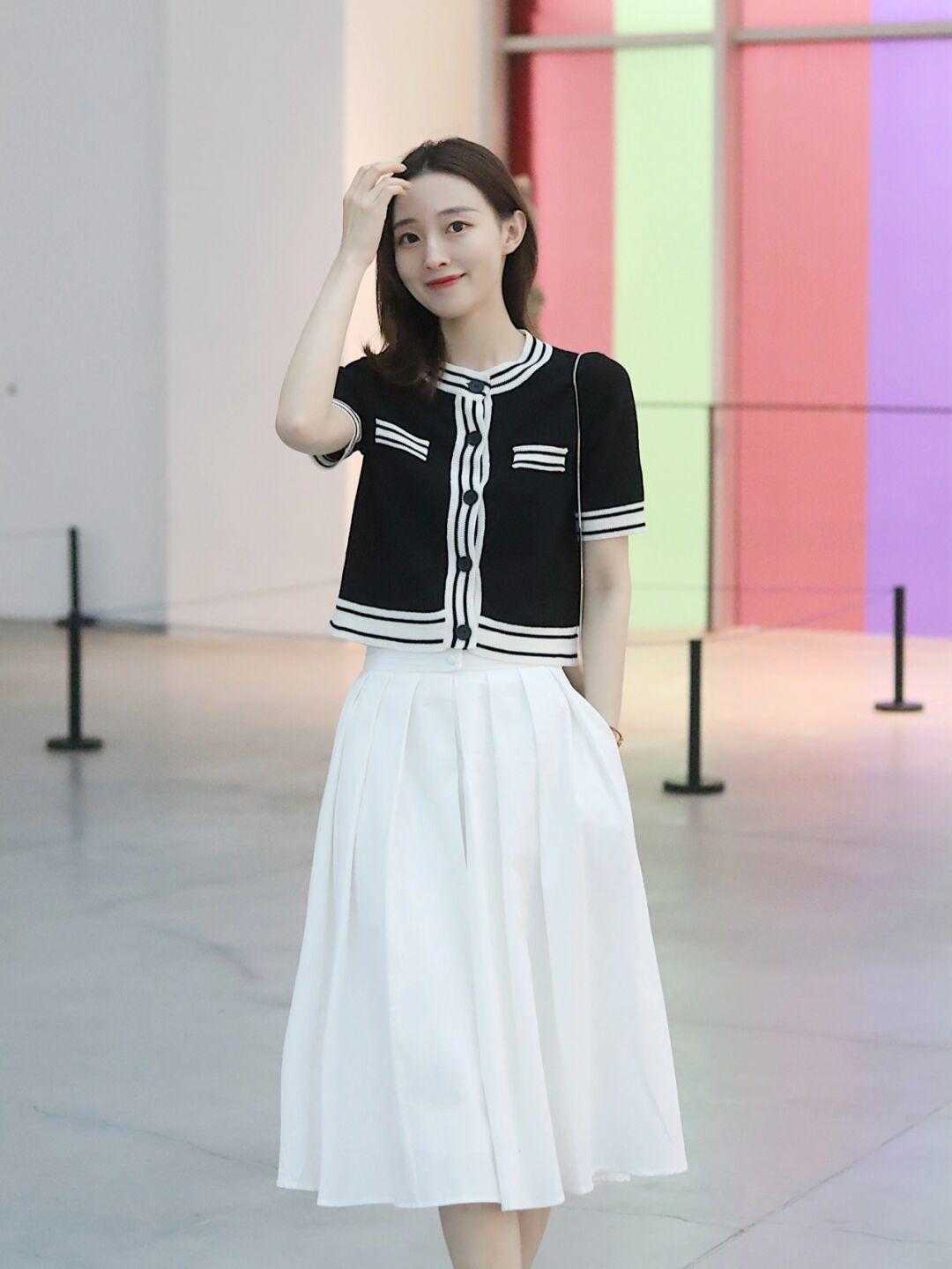 优雅|掌握了这两种搭配,这个夏季,你也是优雅的气质女神!