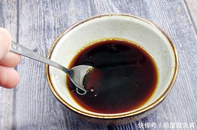 清蒸鱼|“蒸鱼豉油”配方,大厨分享制作方法,让清蒸鱼升华一个档次!