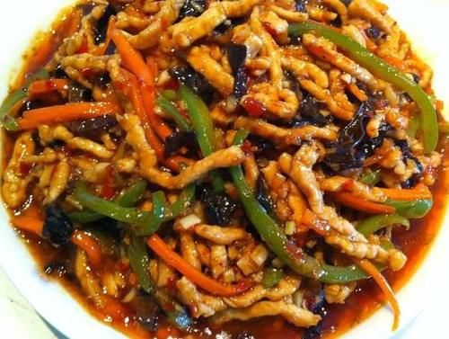 美食精选：鱼香肉丝，蒜蓉剁椒蒸豆腐，百香果酸汤巴沙鱼，干锅鸭煮芦