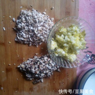 香菇白菜饺子这样做也太好吃了，每天下饭都靠它