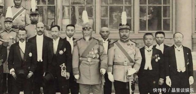 屈服|一个家族的百年奋斗!从冯国璋到冯巩,从未向命运屈服