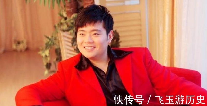 直播中吵架的主持人均被停职！讨论美食意见不合，男主持摔门而去