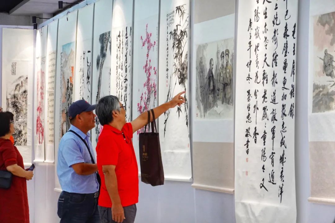 名家|“百年奋斗 新程启航”庆祝建党100周年丨西泠名家书画展在石浦海峡广场开展