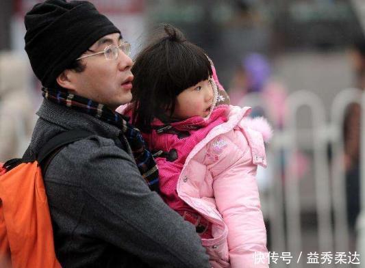 孩子|孩子被拐走后,都被带哪去了5种结局让人感到心疼