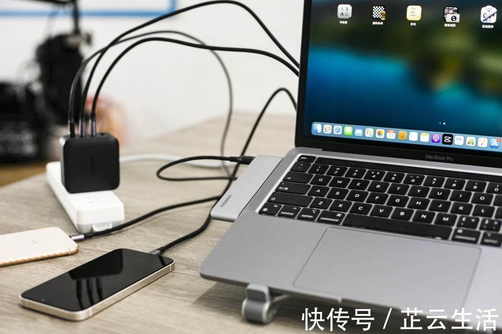 手机|为何iPhone的成功无法复制模仿，这些经典的细节历久弥新