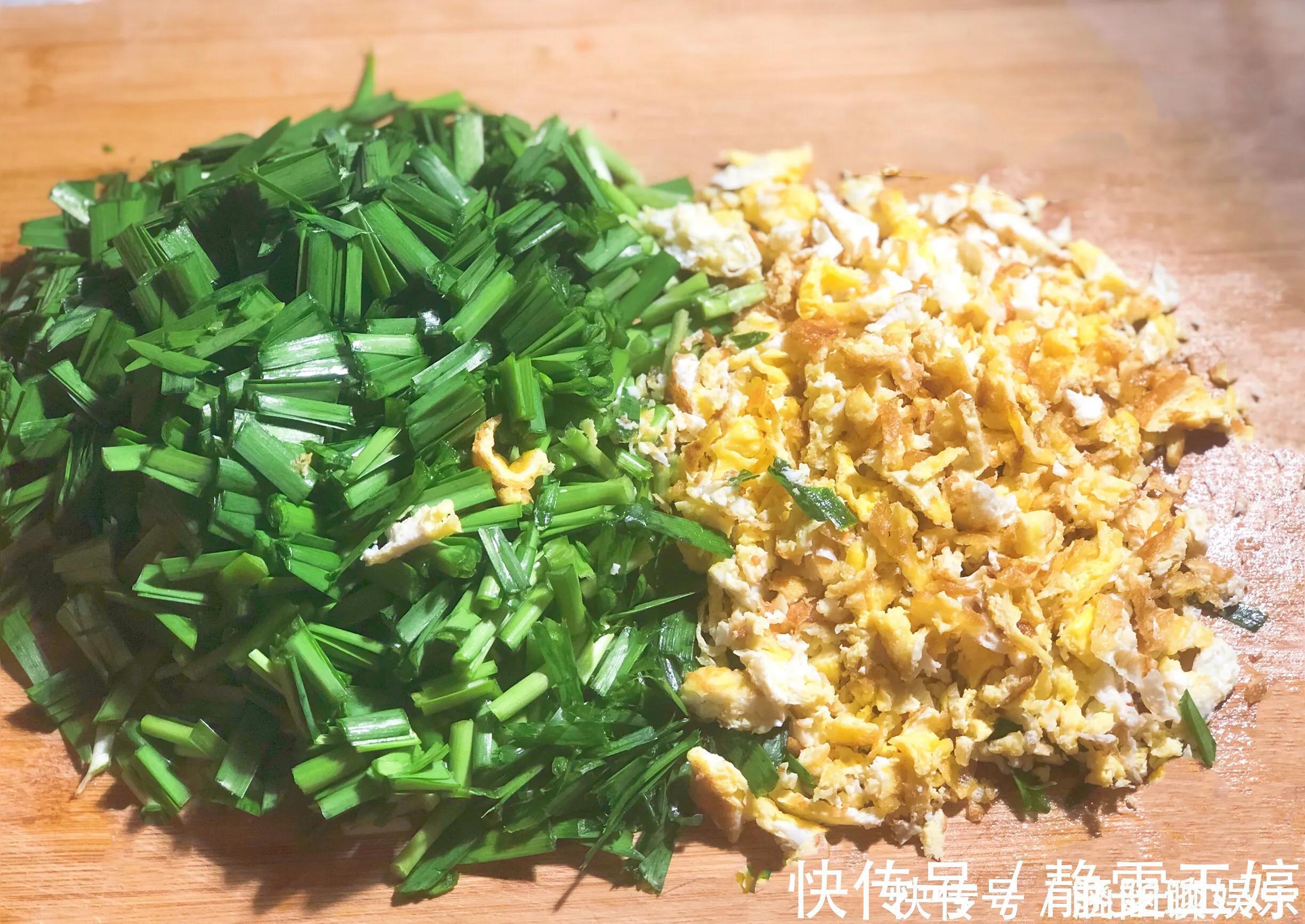 快手鲜香韭菜盒子，不发面不用饺子皮，隔几天都不硬，放凉更好吃