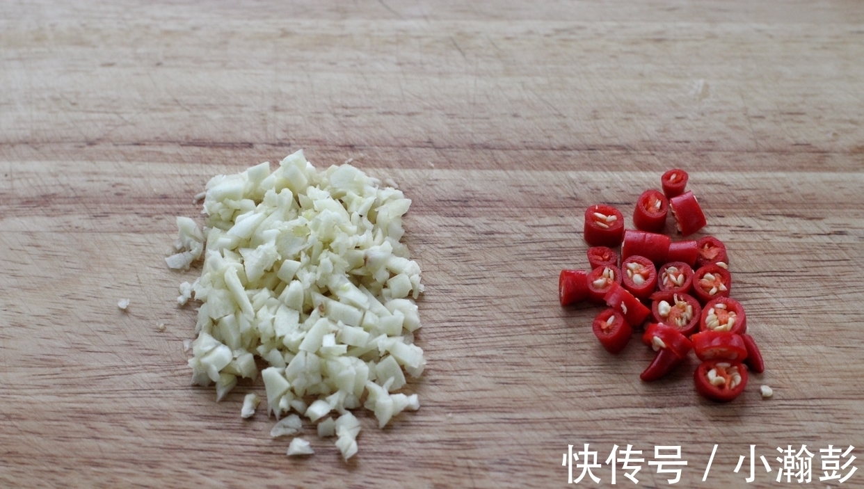 木耳|夏天太热就别炒菜了,试试做点凉拌菜,爽口开胃热量低,干吃不胖