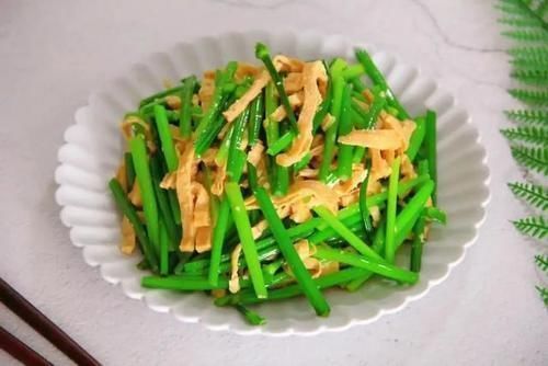 块钱|夏天,少吃大鱼大肉多吃它,5块钱吃一顿,比肉香,上桌就扫光