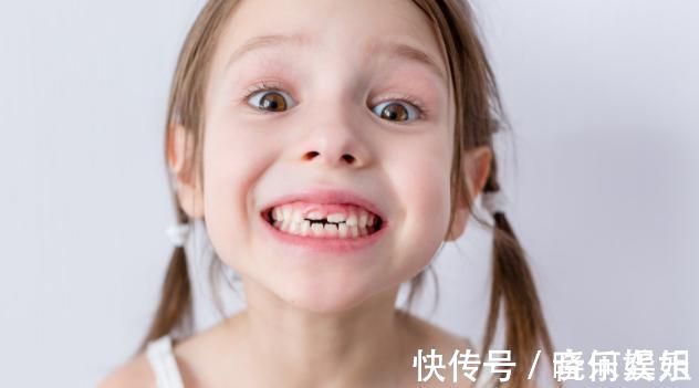 李静|孩子睡觉总是磨牙,是缺钙还是有蛔虫,家长要及时找到原因